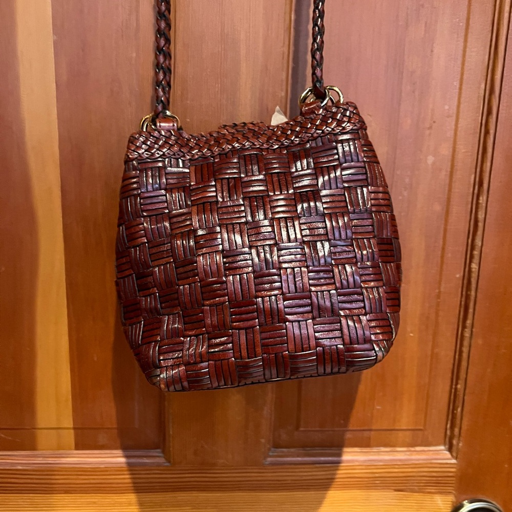 Valerie Stevens Rich Brown leather Woven Shoulder Bag - Picture 14 of 16
